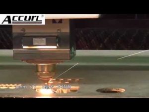آلة قطع المعادن بالليزر 2000W للفولاذ المقاوم للصدأ ، الفولاذ الطري 12mm ، ألواح الصلب بالليزر CNC
