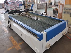 الكربون ورقة المعادن المقاوم للصدأ cnc آلة قطع البلازما